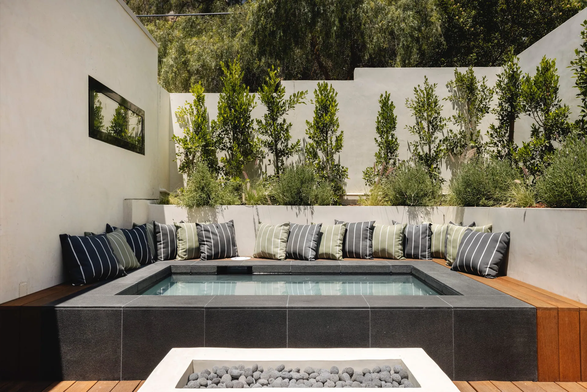 Alamo Street Residence