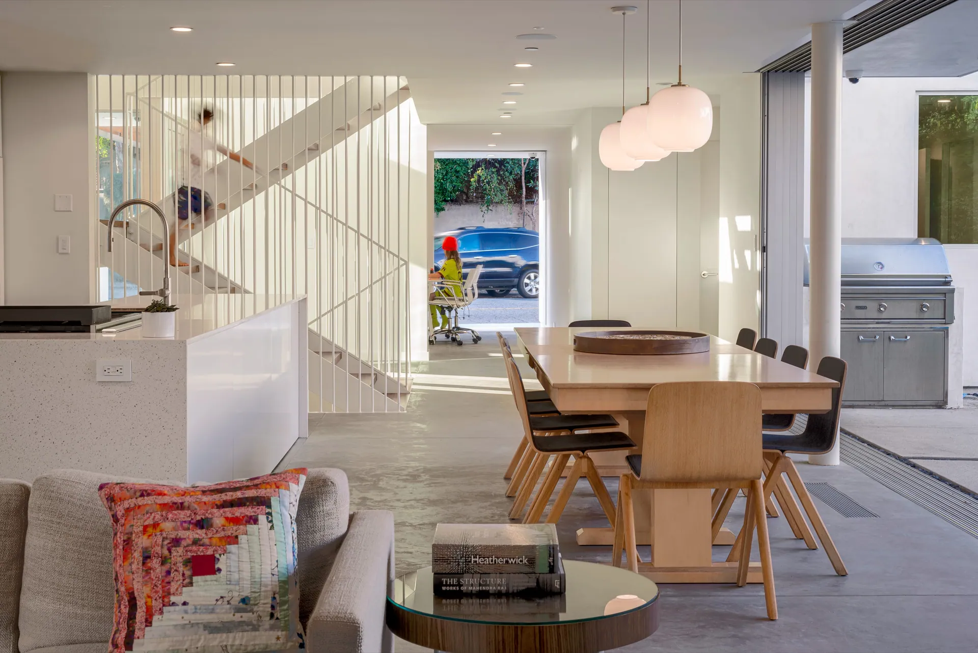 Entrada Drive Residence