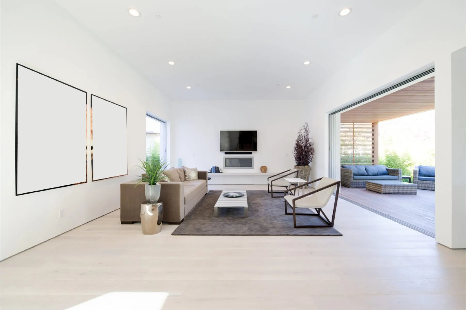 Kelton Avenue Residence